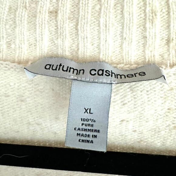 Autumn Cashmere Oversized V-Neck Beige Cashmere Sweater - Picture 5 of 5